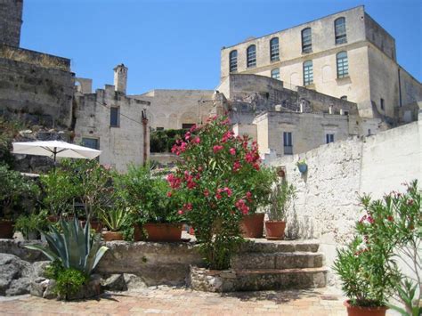 casa tudor matera